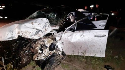 В Югре автомобиль вылетел с дороги – погибло 2 человека
