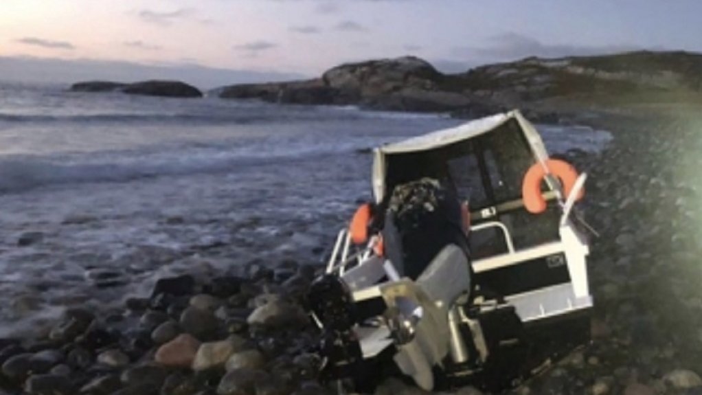 Один человек погиб, трое пропали после аварии с катером в Баренцевом море