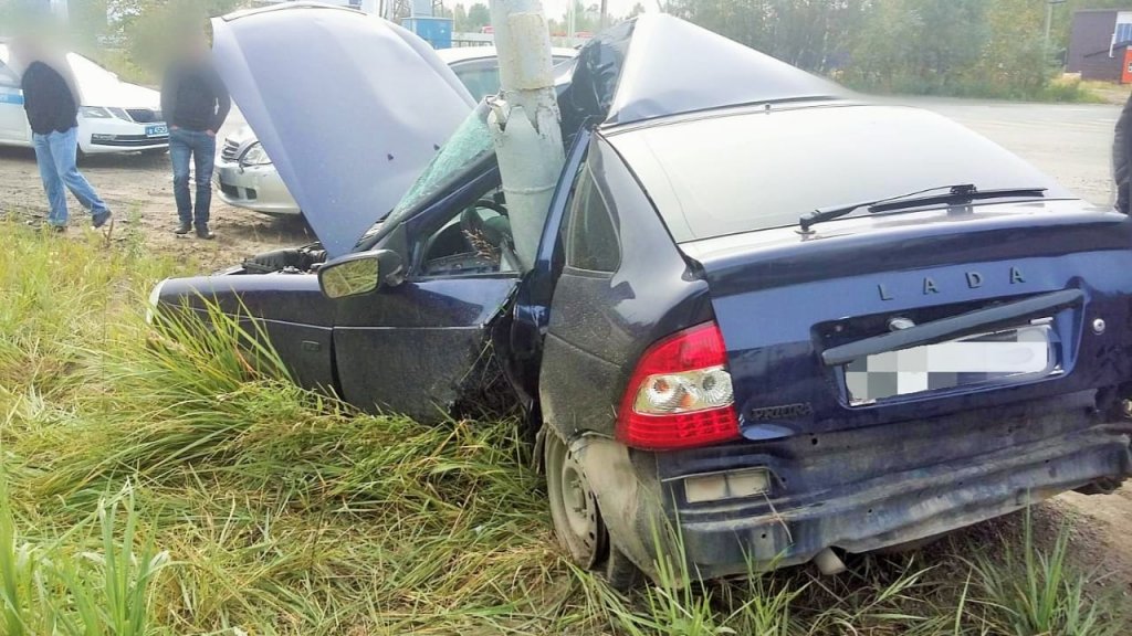 В Югре водитель чудом выжил в страшной аварии