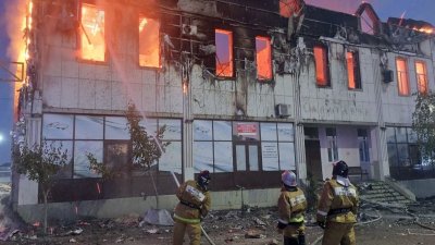 Два человека погибли при пожаре в гостинице Хасавюрта