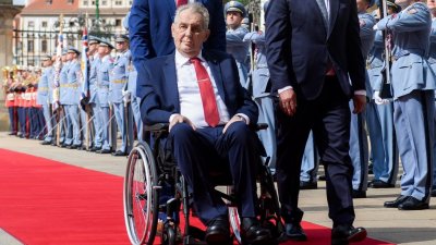 В Чехии рассмотрят возможность отстранения президента