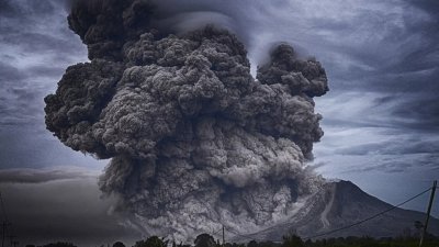 Извержение вулкана Безымянный может нести угрозу для авиации