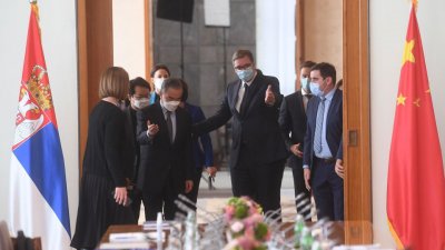 «Сербия – это особенное место»: глава МИД Китая пообещал Белграду поддержку