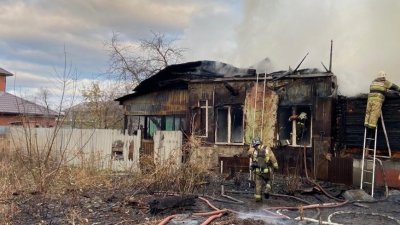 СКР проверит смерть ребенка в пожаре в Сызрани