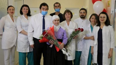 Тюменские врачи три месяца боролись за жизнь молодой роженицы с Covid-19