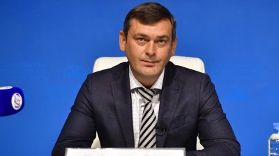 Власти Ямала без объяснения причин отменили пресс-конференцию главы Депстроя, которого увольняет Артюхов