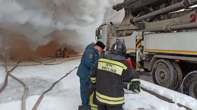 Пожар на промплощадке в Екатеринбурге потушен (ФОТО)