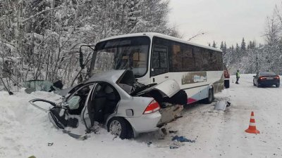 Четыре человека стали жертвами ДТП с автобусом в Красноярском крае