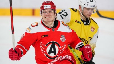 «Автомобилист» выиграл матч с «Северсталью» перед паузой в КХЛ