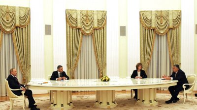 Завершились переговоры президента России и премьера Венгрии