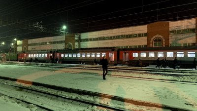 На участке Тобольск – Сургут загорелся локомотив грузового поезда