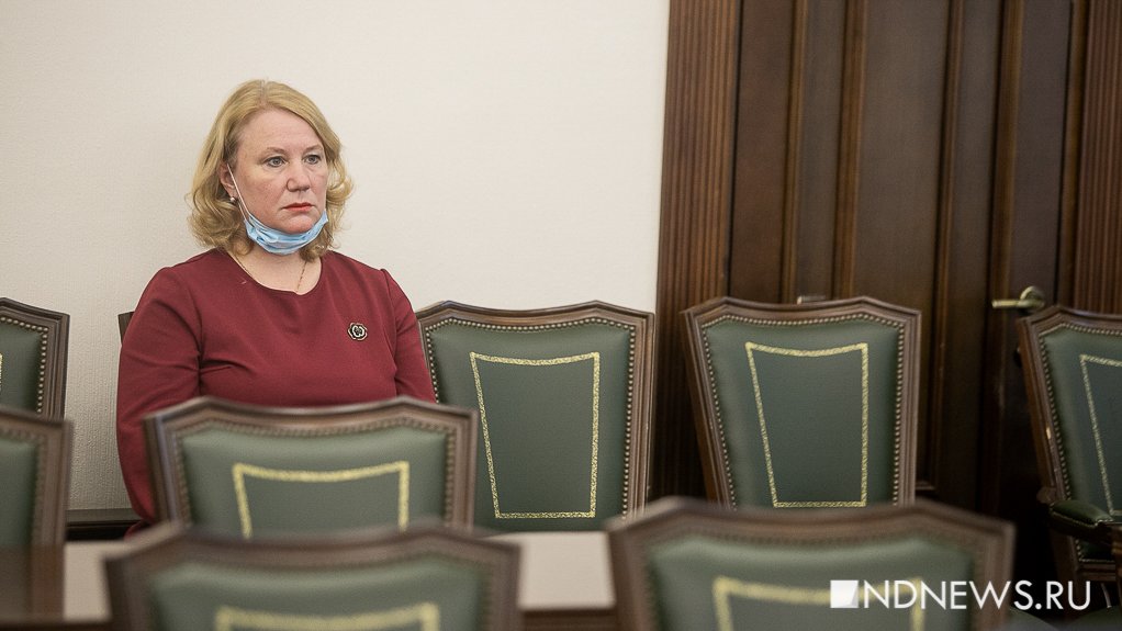 Женщины ответили Чемезову и потребовали объясниться за оправдание насилия над «фривольными девушками»