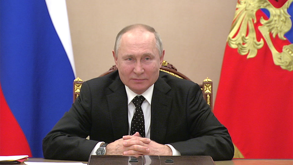 Путин заявил о трехкратном росте объёмов производства особо востребованных средств поражения