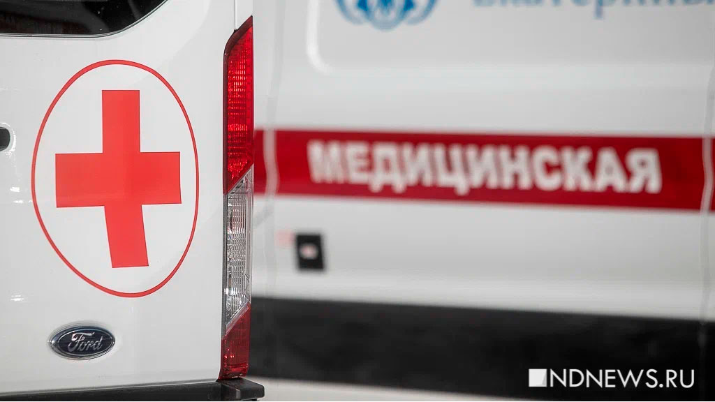 Несколько детей упали в обморок на линейке в школе под Омском