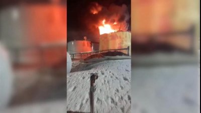 В Тюменской области горела нефтебаза