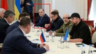 В Киеве силовики убили представителя делегации Украины на переговорах с РФ