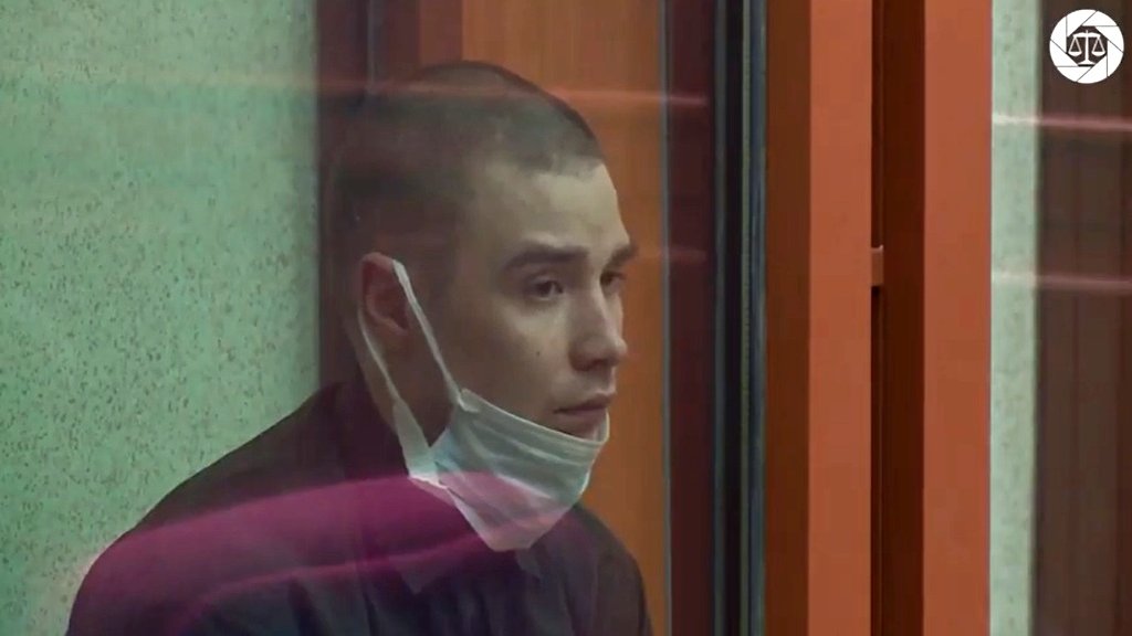 В суде началось рассмотрение дела Сергея Давыдова, который насмерть забил 3-месячного сына (ВИДЕО)