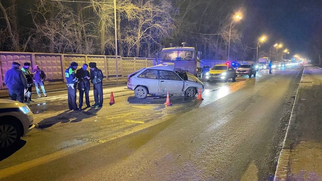 Три человека погибли за вечер в ДТП с участием грузовиков (ФОТО)
