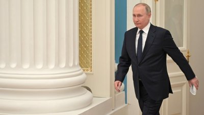Президент Путин рассмотрит вариант создания единого оператора досрочного северного завоза