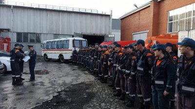 Екатеринбургские спасатели отправились тушить крупные пожары в Зауралье