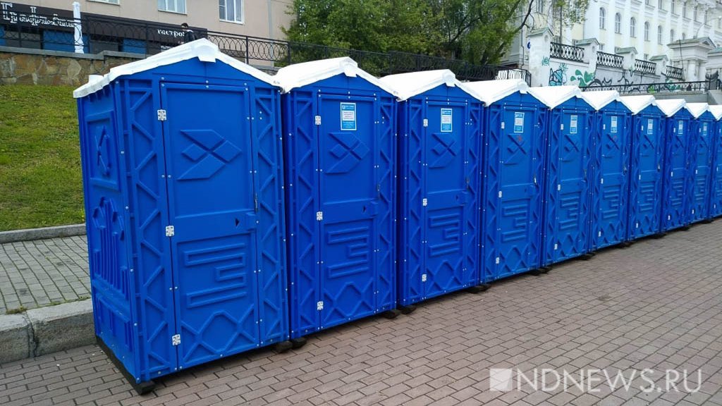 Смирнов обещал оборудовать обновленные парки туалетами