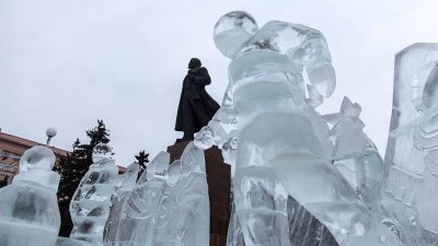 Уральские богатыри vs Буратино: челябинцам предложили выбрать тему ледового городка