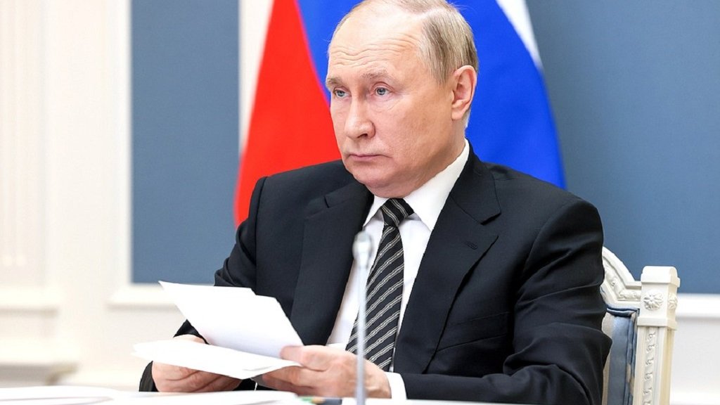 Путин назвал «практически агрессией» действия Запада против России