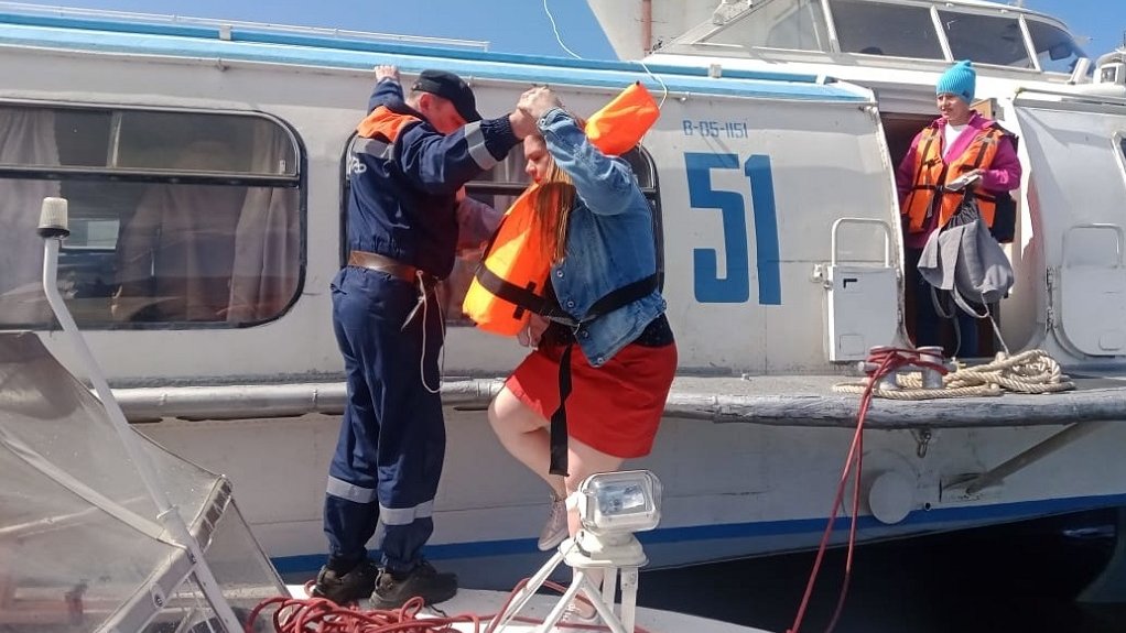 В Казани теплоход сел на мель: восемь пассажиров пострадали, капитан – под следствием