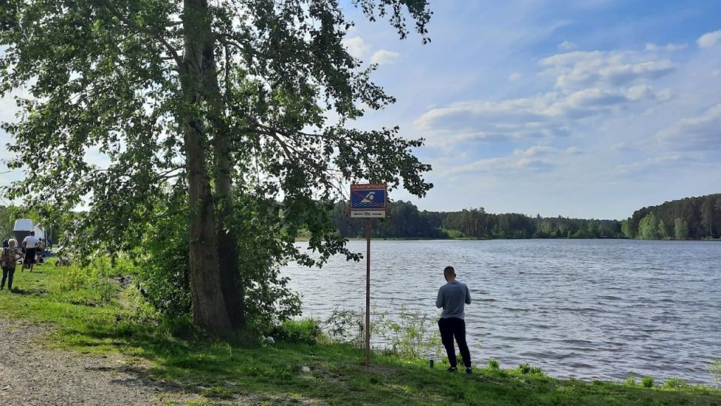 В озере под Екатеринбургом утонул подросток