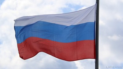Томским чиновникам проведут лекцию о госсимволике после ляпа с флагом РФ