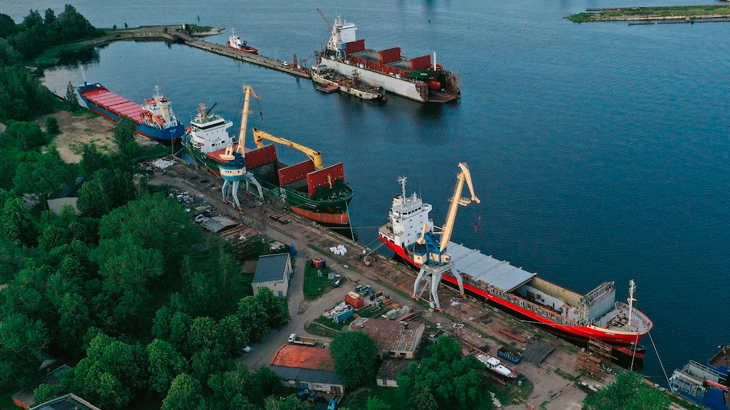 Совместный координационный центр рассказал о ежемесячных объемах вывоза зерна из портов Украины