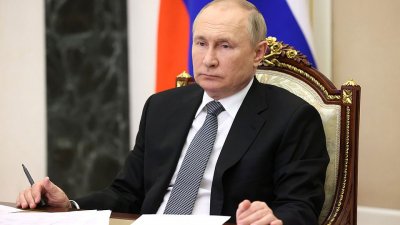 Путин сделал внушение вице-премьеру Мантурову
