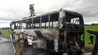 На трассе между Тюменью и Курганом сгорел пассажирский автобус