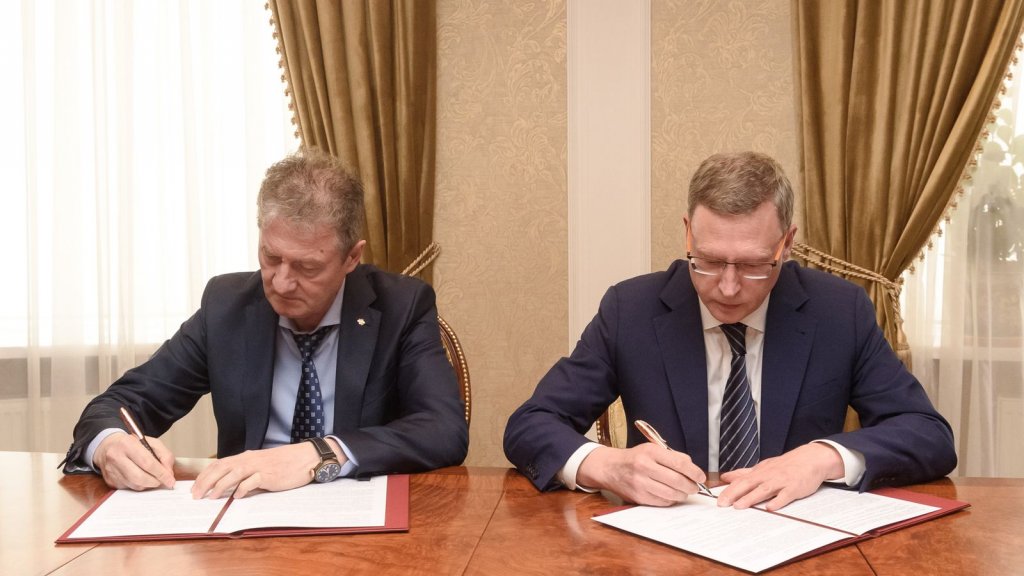 Бурков заключил с Козицыным договор о сотрудничестве