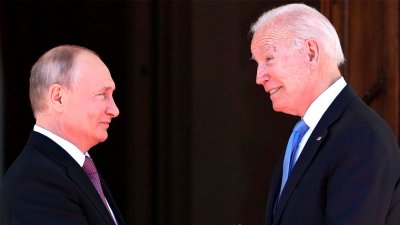 «Слишком здоров»: американская разведка оценила состояние Путина, а Байден заявил, что у него рак