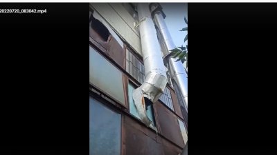 Курганский завод прокомментировал видео с дырявой трубой, из которой идёт густой дым