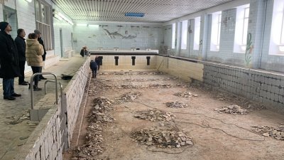 Завершать ремонт бассейна в Новом Уренгое после изгнания прежнего подрядчика будет компания из Чечни
