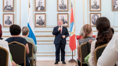 Странная история: Британия как бы сняла санкции с губернатора Севастополя, а как бы и нет