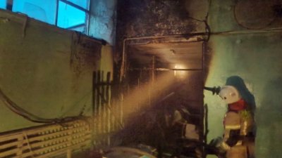 В поселке Буланаш из-за короткого замыкания загорелась школа
