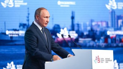 Путин назвал выход из сложного периода глобальной экономики