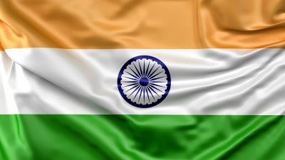 Индия планирует поставлять в Россию одежду и автозапчасти