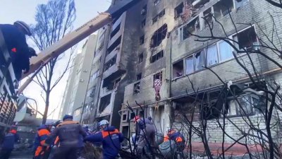 Падение Су-34 на девятиэтажку в Ейске: жертв уже 14