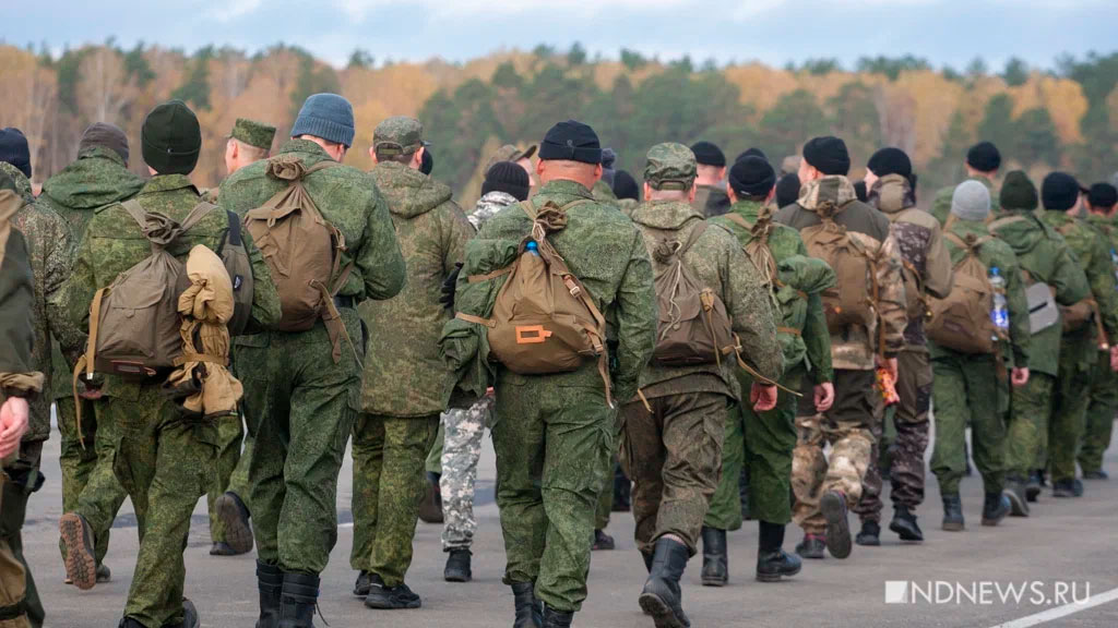 Судимым россиянам готовы разрешить служить в армии по контракту