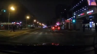 Иномарка сбила 9-летнего мальчика, перебегавшего дорогу на красный свет (ВИДЕО)
