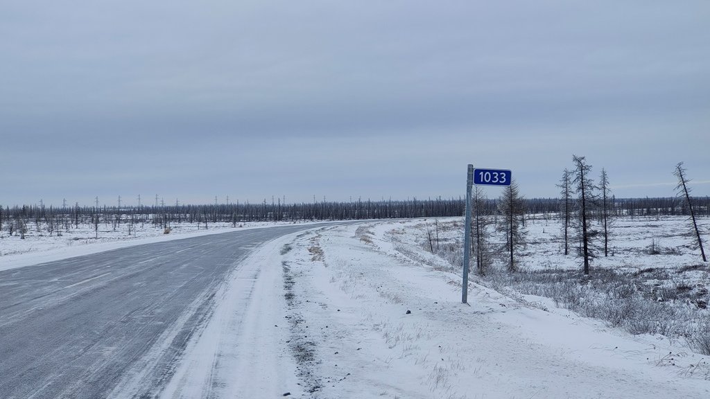 Ямальские депутаты посмотрели, как разрушается новая дорога Салехард-Надым