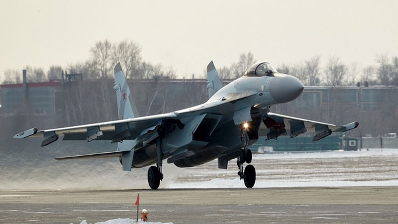 ВКС России получили партию новых многофункциональных истребителей Су-35С
