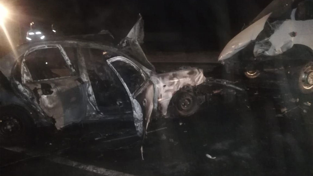 Четыре человека заживо сгорели в автомобиле после ДТП под Оренбургом
