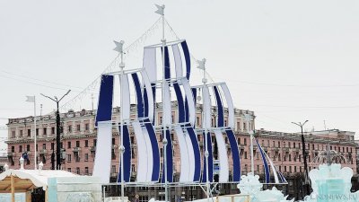 Синие паруса: в Челябинске открывается главный ледовый городок (ФОТО)
