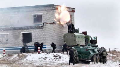Минобороны РФ: российские десантники блокировали Соледар