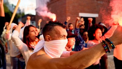 В Перу полиция применила газ для разгона протестующих